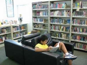 307 Florida schools must add an extra hour of reading instruction this year.