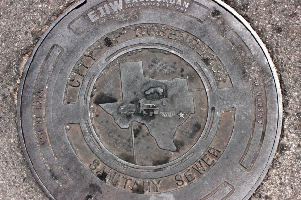 Manhole cover with Rosenberg's locomotive insignia