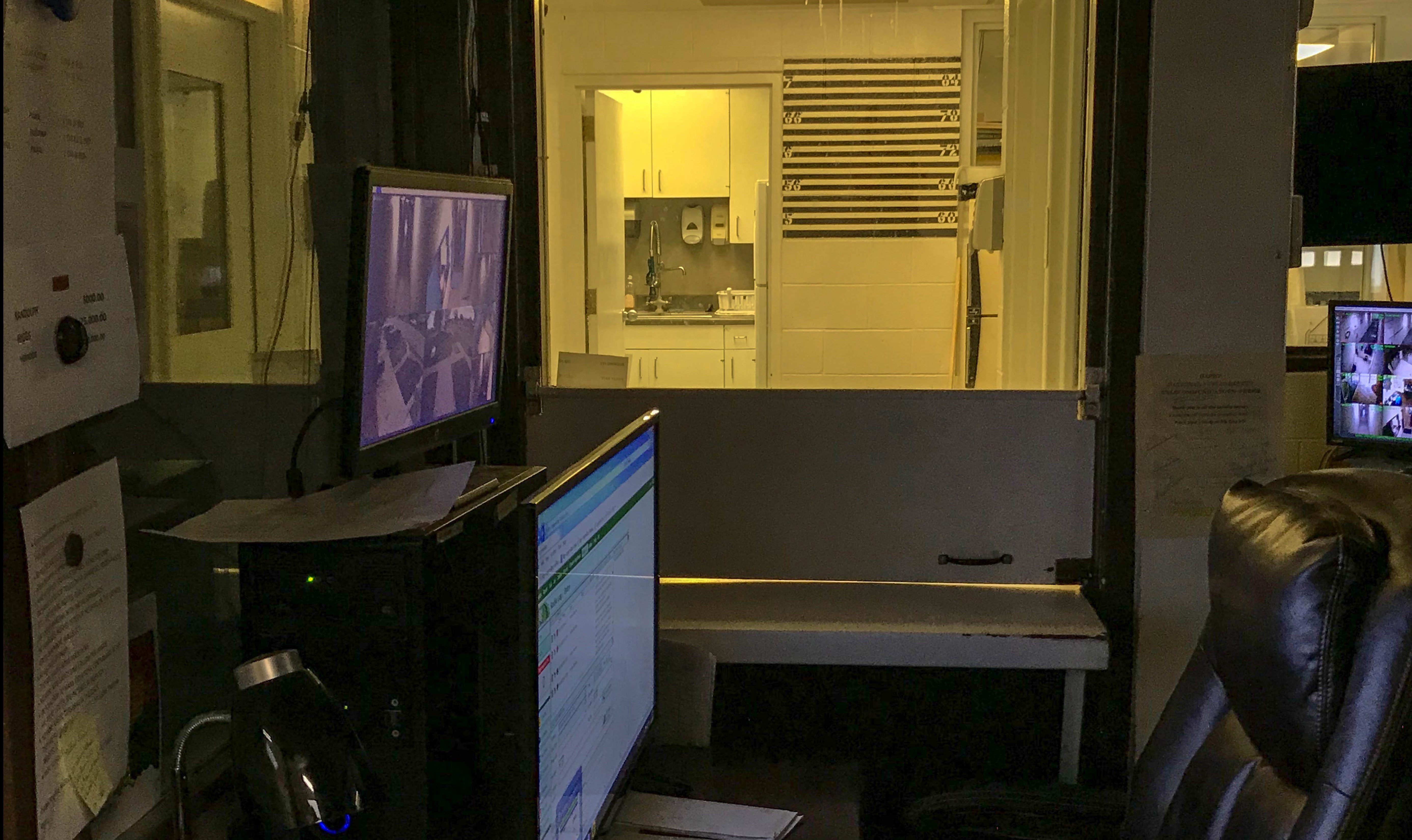 State standards leave gaps in county jail inspections StateImpact