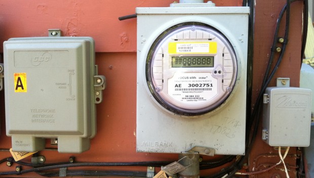 Smart Meters Coming To Far West Texas Find Mixed Reception   Meter 2 620x352 